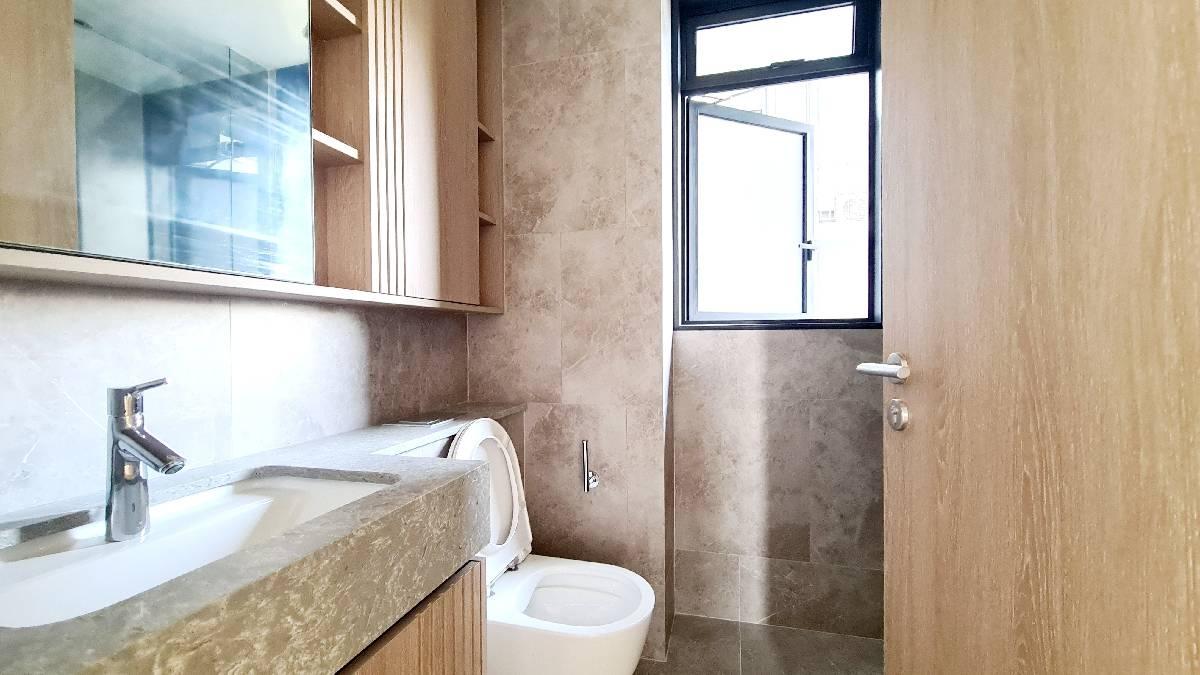 KI Residences At Brookvale Condominium For Rent, $4,590, 3 Bed 2 Bath 980 sqft $4.68 psf