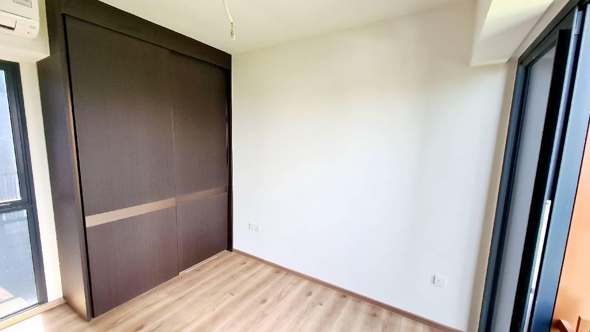 KI Residences At Brookvale Condominium For Rent, $4,590, 3 Bed 2 Bath 980 sqft $4.68 psf