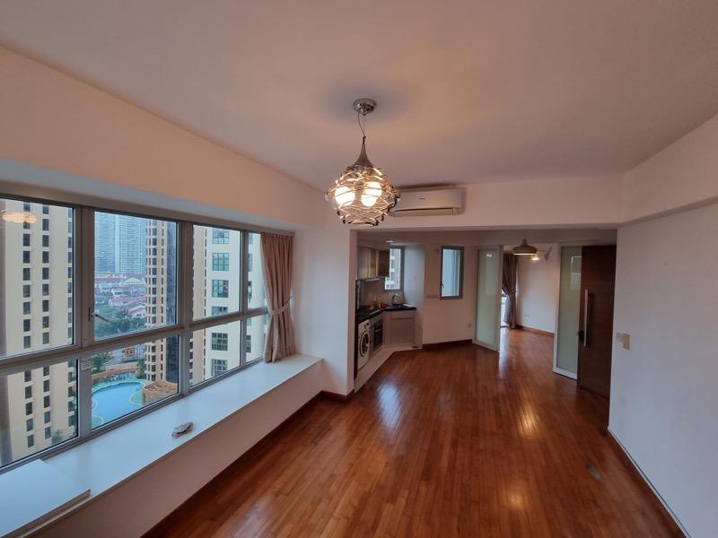 Tresalveo Condominium For Rent, $3,400, 1 Bed 1 Bath 592 sqft $5.74 psf