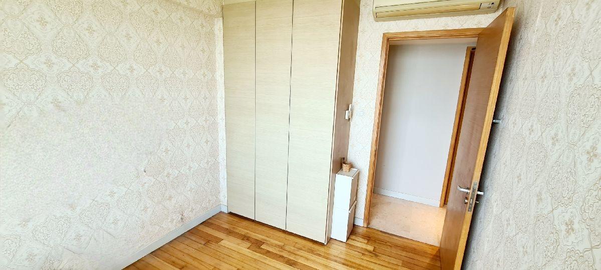Condominium for Rent: D15, 439972