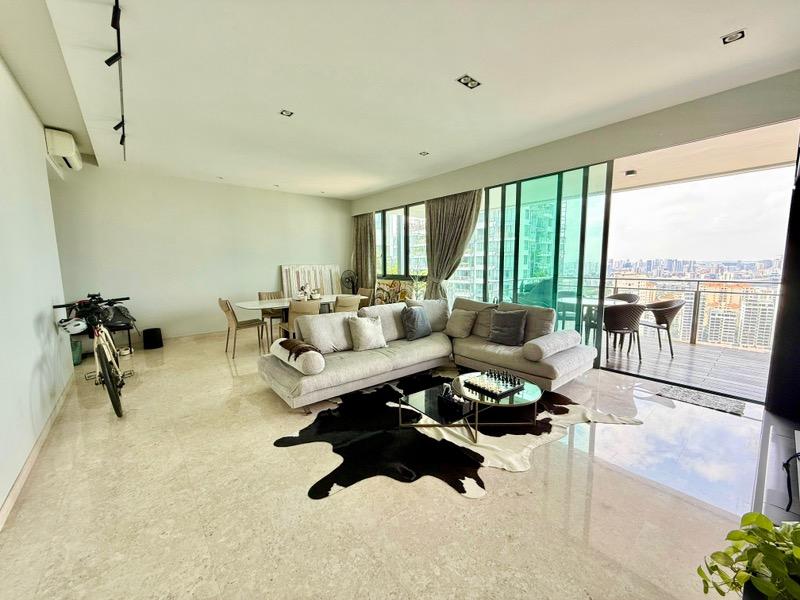 Rivergate Condominium For Rent, $11,500, 3 Bed 3 Bath 1,744 sqft $6.59 psf