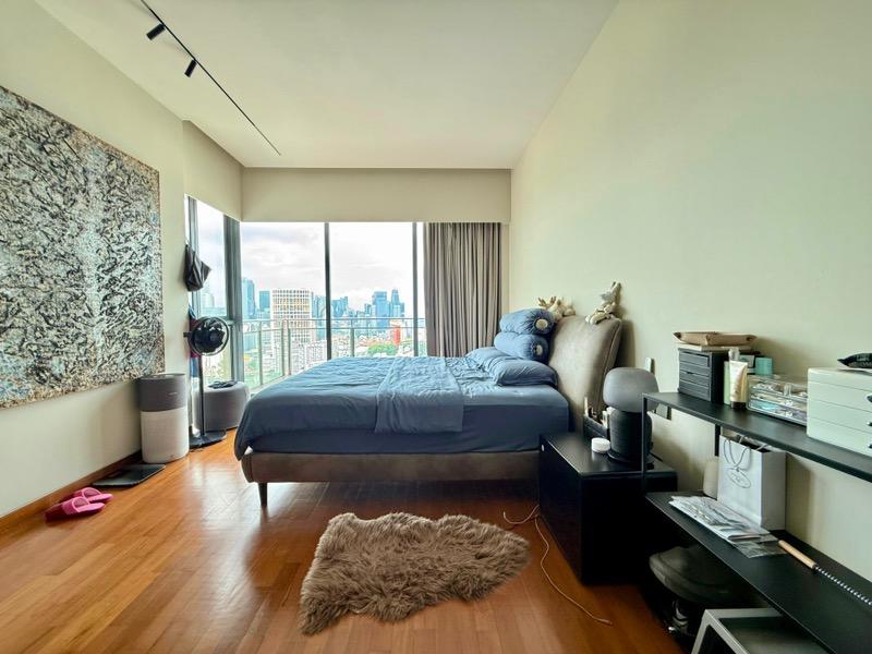 Rivergate Condominium For Rent, $11,500, 3 Bed 3 Bath 1,744 sqft $6.59 psf