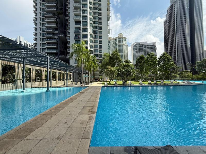 Rivergate Condominium For Rent, $11,500, 3 Bed 3 Bath 1,744 sqft $6.59 psf