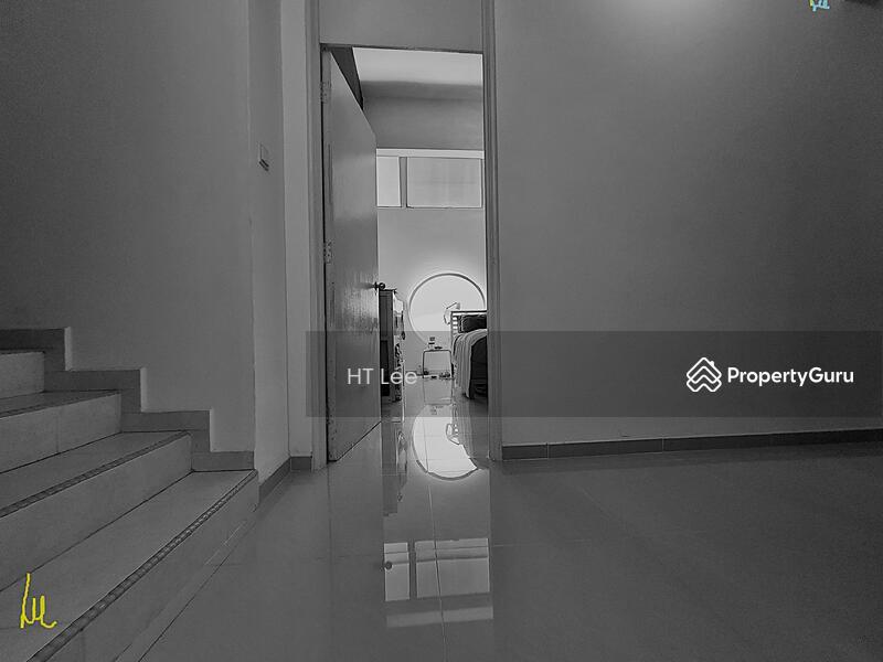 Prop-GPT: Apartment: D10  Crystal Court