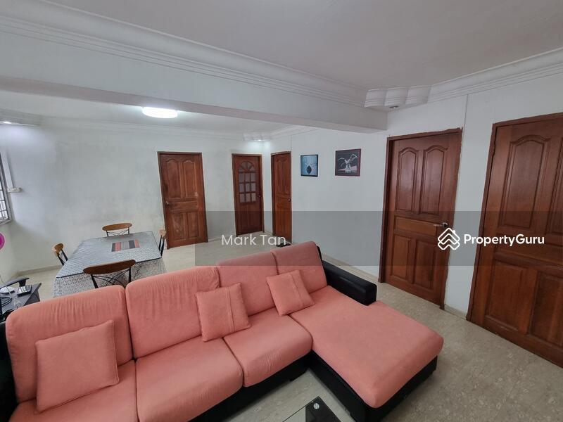 Prop-GPT: HDB Flat: D23 Choa Chu Kang 404 Choa Chu Kang Avenue 3
