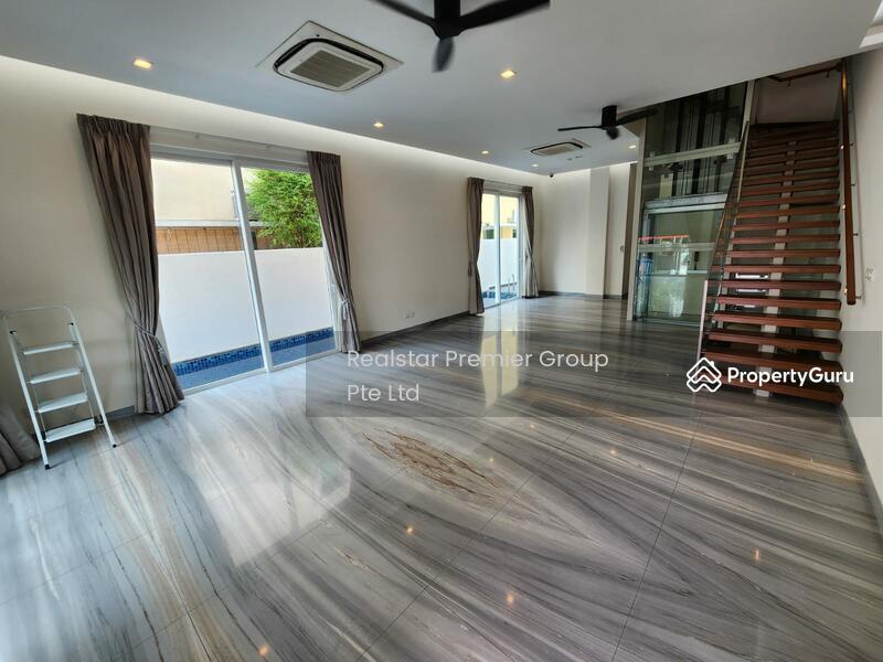 Semi-Detached for Rent: D11, 309016
