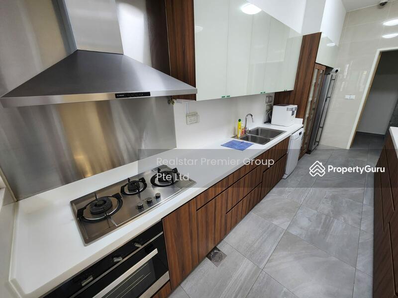 Semi-Detached for Rent: D11, 309016