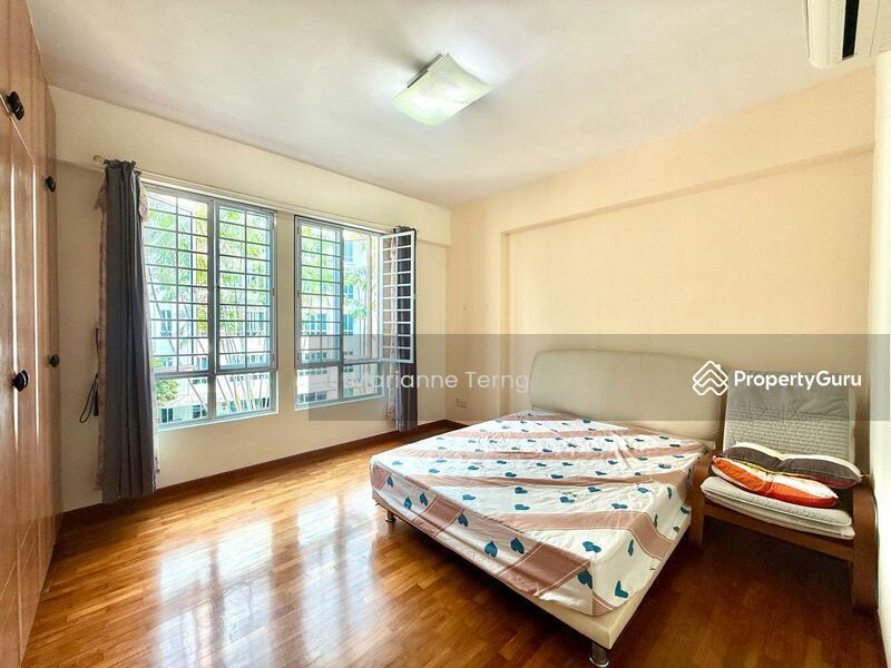 Condominium for Rent: D25, 738087