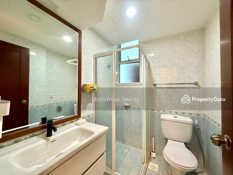 Condominium for Rent: D25, 738087