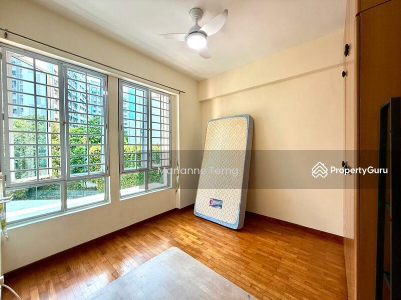 Condominium for Rent: D25, 738087