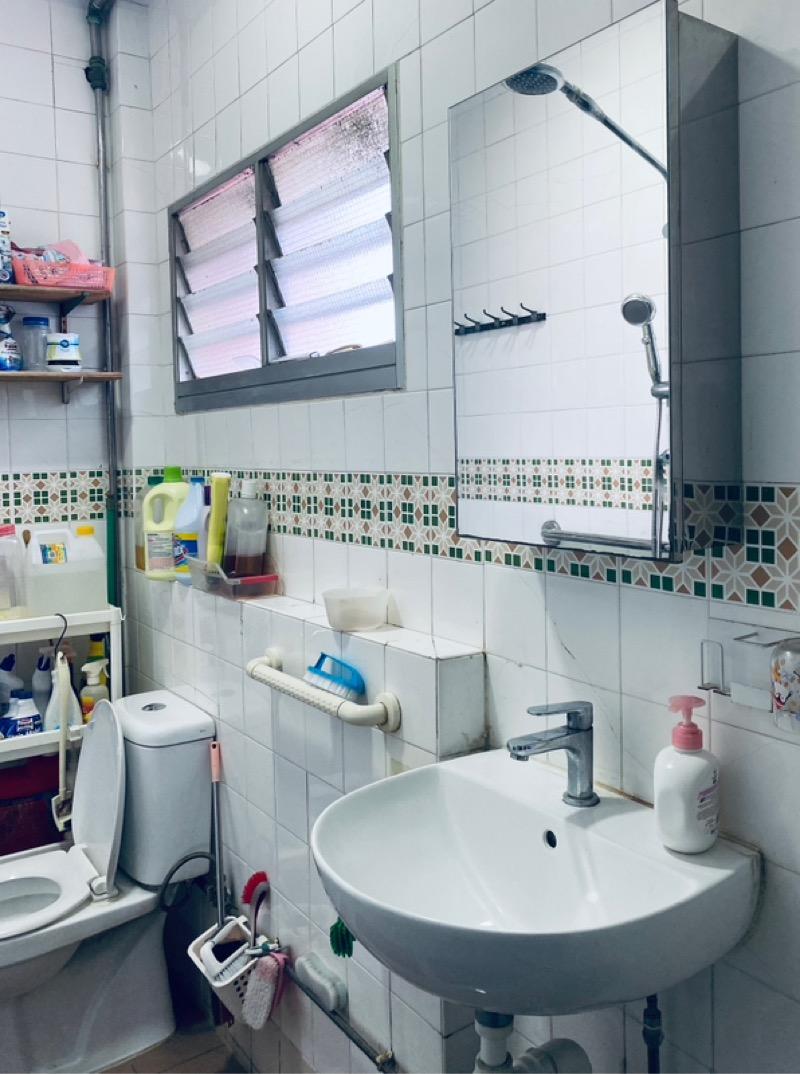 307 Choa Chu Kang Avenue 4 HDB Apartment Room Rental, $890, 1 Bed 1 Bath 1,399 sqft $0.64 psf