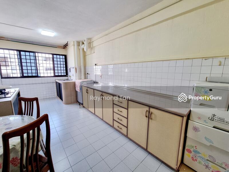 741 Yishun Avenue 5