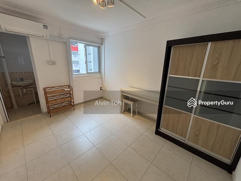 710 Yishun Avenue 5