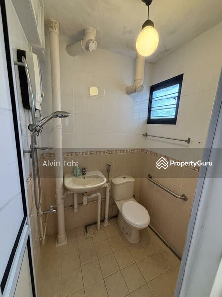 710 Yishun Avenue 5