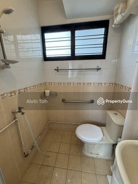 710 Yishun Avenue 5