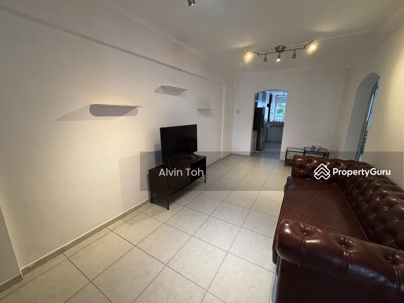710 Yishun Avenue 5