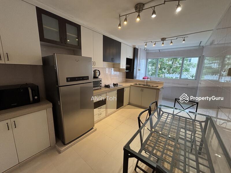 710 Yishun Avenue 5