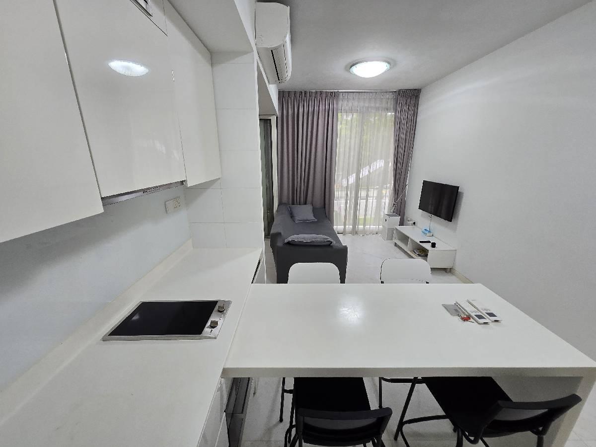 RV Residences Condominium For Rent, $3,500, 1 Bed 1 Bath 452 sqft $7.74 psf