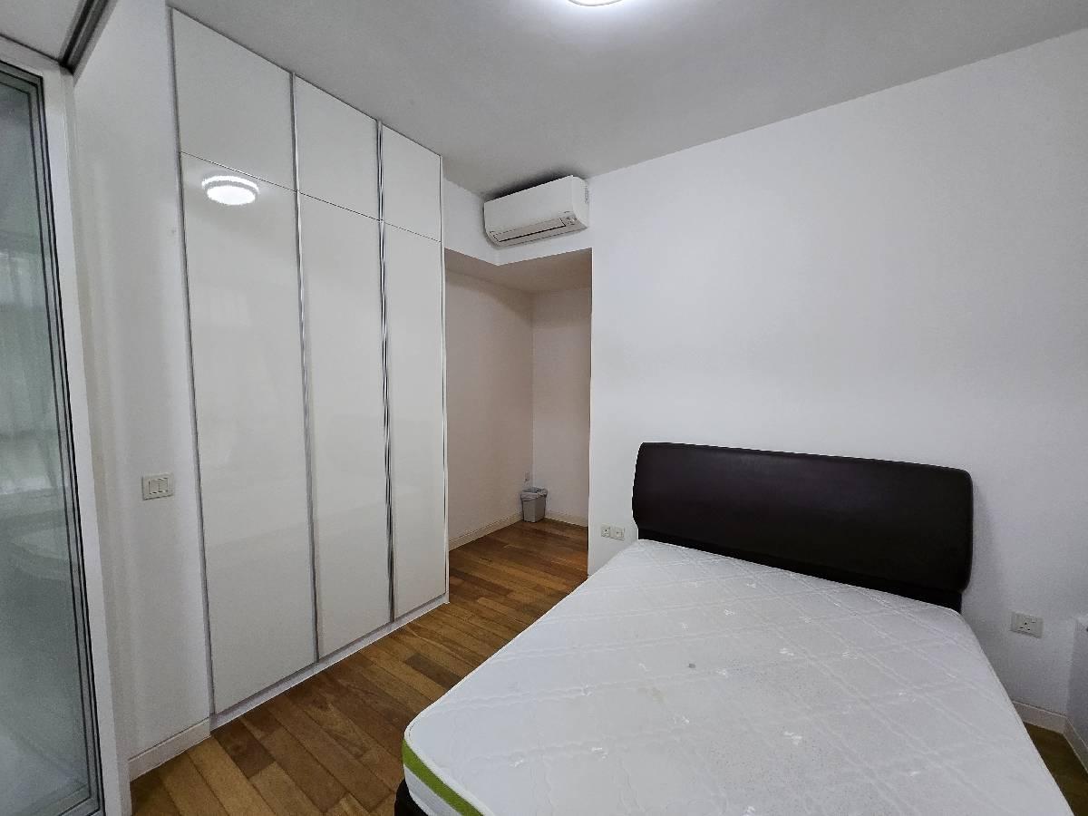 RV Residences Condominium For Rent, $3,500, 1 Bed 1 Bath 452 sqft $7.74 psf