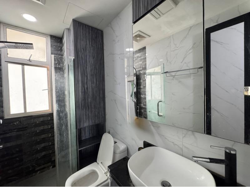 Casa Rosa Condominium For Rent, $4,700, 3 Bed 3 Bath 1,184 sqft $3.97 psf
