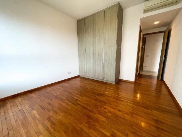 Condominium for Rent: D03, 158747