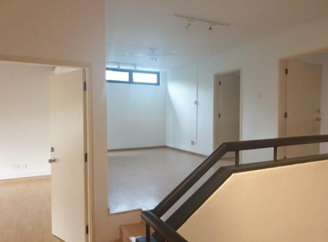 Villa Delle Rose Apartment For Rent, $11,004, 3 Bed 4 Bath 2,982 sqft $3.69 psf