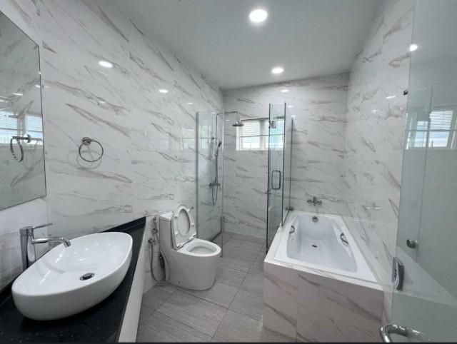 The Compass At Chancery Apartment For Rent, $8,771, 4 Bed 3 Bath 2,506 sqft $3.50 psf