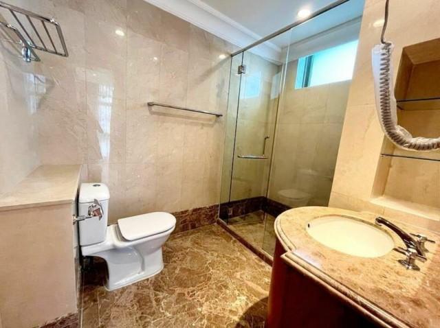 Gardenville Condominium For Rent, $15,800, 4 Bed 5 Bath 3,500 sqft $4.51 psf