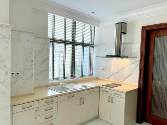 Gardenville Condominium For Rent, $15,800, 4 Bed 5 Bath 3,500 sqft $4.51 psf
