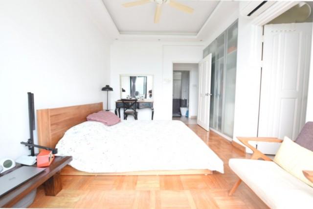 Spring Grove Condominium For Rent, $8,500, 3 Bed 3 Bath 1,389 sqft $6.12 psf
