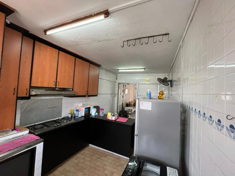 182 bukit batok west avenue 8 HDB Apartment For Rent, $2,800, 2 Bed 2 Bath 721 sqft $3.88 psf