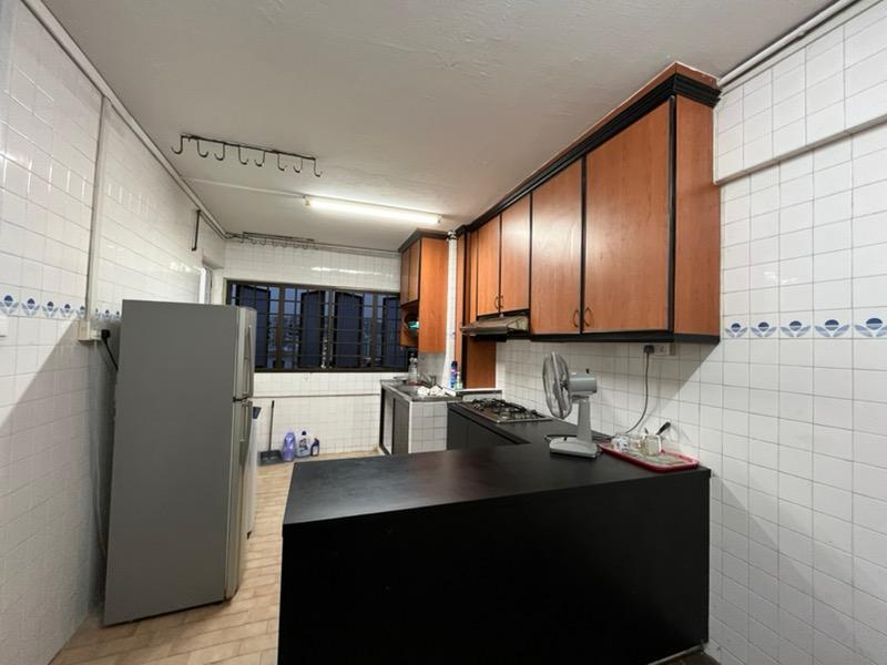 182 bukit batok west avenue 8 HDB Apartment For Rent, $2,800, 2 Bed 2 Bath 721 sqft $3.88 psf