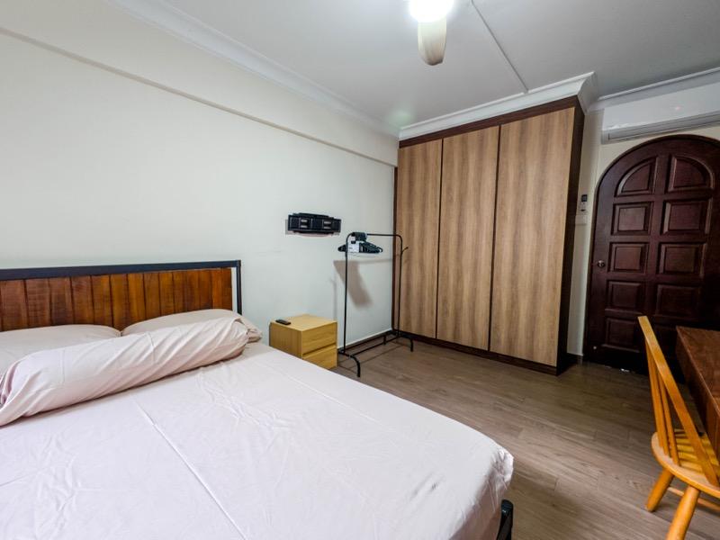 429 Woodlands Street 41 HDB Apartment Room Rental, $900, 1 Bed 1 Bath 1,173 sqft $0.77 psf