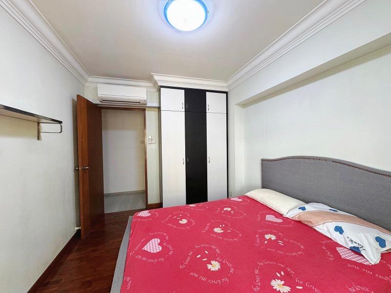Prop-GPT: HDB Apartment: D19 Punggol 642C Punggol Drive