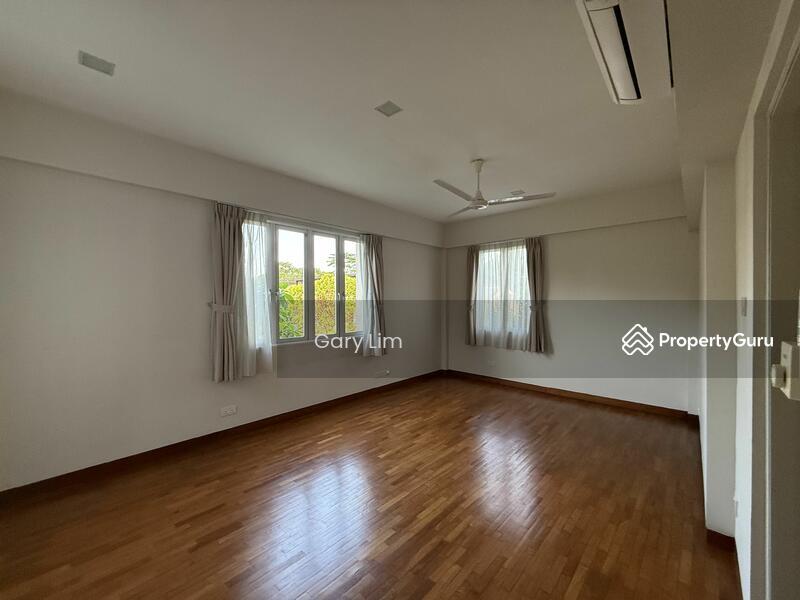 Semi-Detached for Rent: Holland, D10, 279228