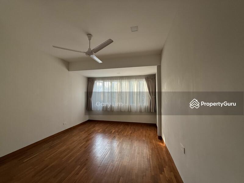 Semi-Detached for Rent: Holland, D10, 279228