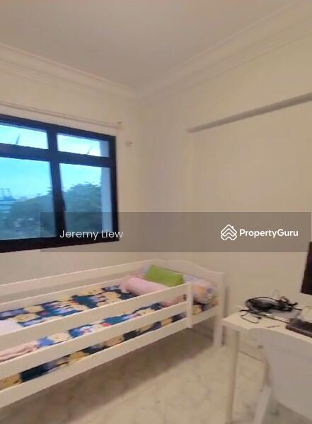 Prop-GPT: HDB Flat: D02  8 Cantonment Close