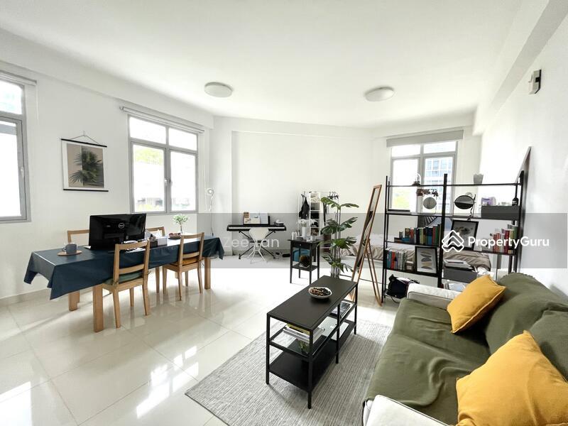 Prop-GPT: Apartment: D08  Studios @ Marne