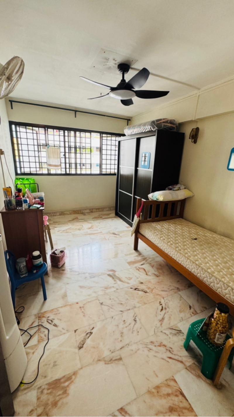 154 Yishun Street 11 HDB Apartment Room Rental, $1,000, 1 Bed 2 Bath 10 sqft $100.00 psf