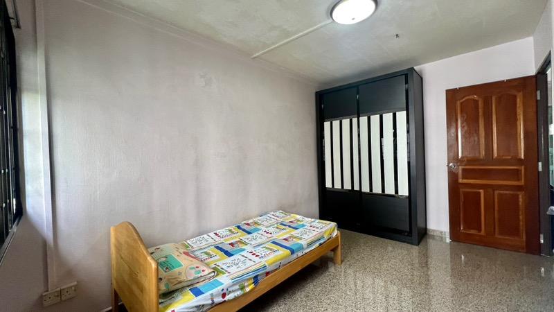 Prop-GPT: HDB Apartment: D23  502 Jelapang Road