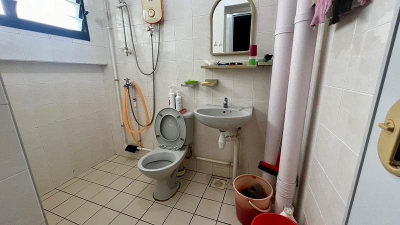 HDB Apartment for Rent: D23, 670502