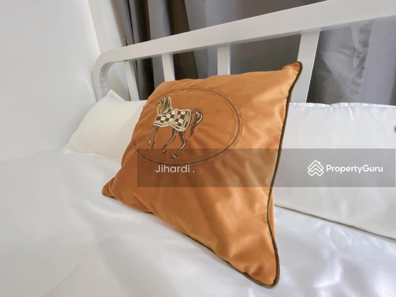 Prop-GPT: Condominium: D23  Chestervale
