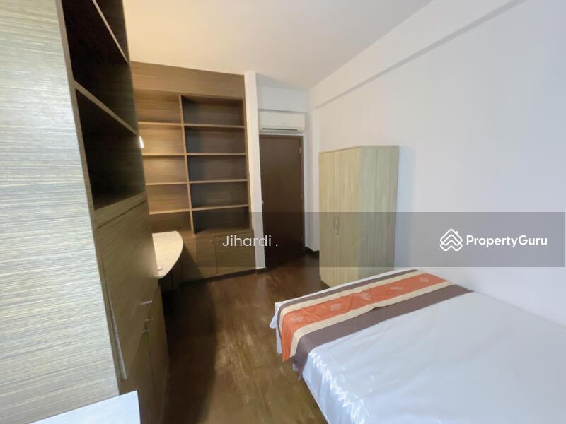 Condominium for Rent: D23, 679973