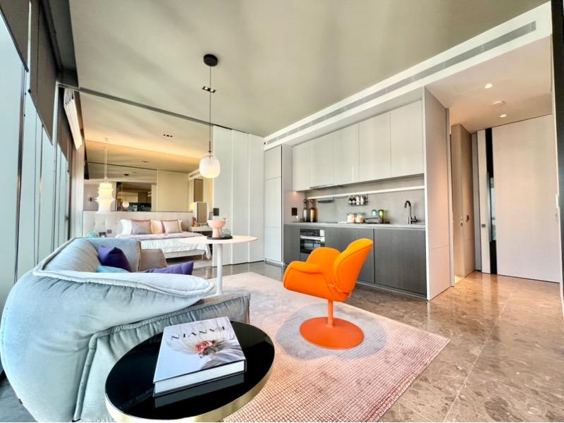 Prop-GPT: Condominium: D10  Cuscaden Reserve
