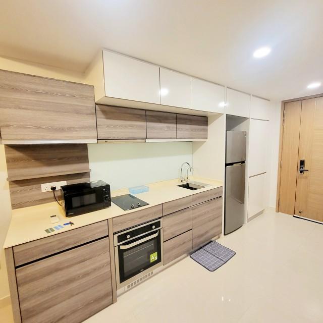 Condominium for Rent: D18, 529999