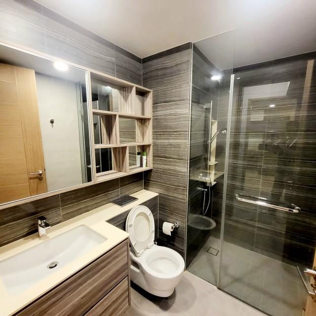 Condominium for Rent: D18, 529999