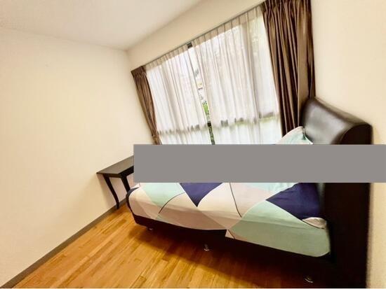 Riversails Condominium Room Rental, $1,400, 1 Bed 1 Bath 150 sqft $9.33 psf