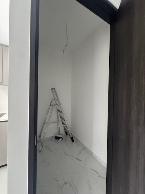 LIV @ MB Condominium For Rent, $6,500, 2 Bed 2 Bath 1,044 sqft $6.23 psf