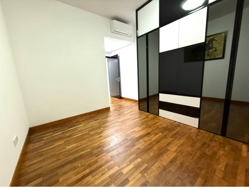 Condominium for Rent: D14, 398087