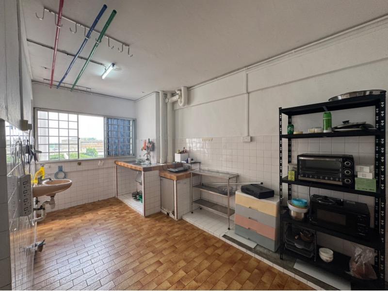 212 Marsiling Crescent HDB Apartment For Rent, $2,600, 3 Bed 2 Bath 796 sqft $3.27 psf